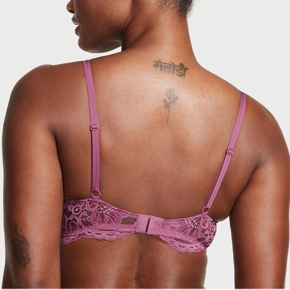 Very Sexy Victoria’s Secret Push Up - Picture 2 of 7